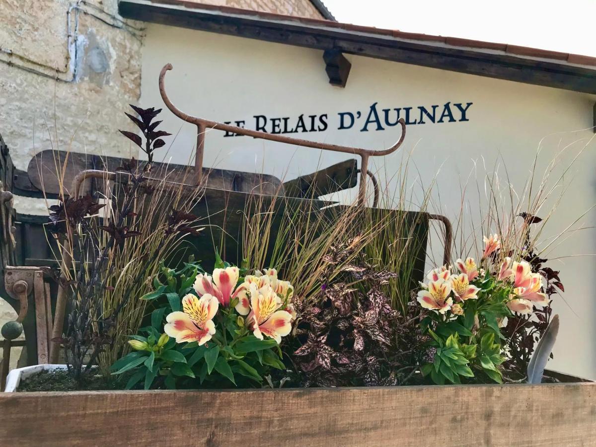 Aulnay  Le Relais D'Aulnay B&B 외부 사진